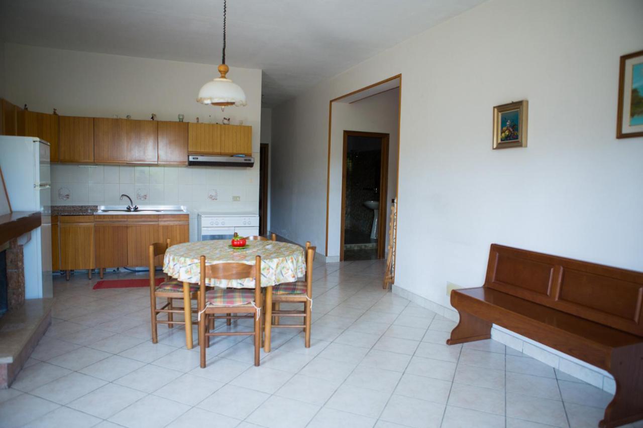 Appartamenti Giusi Con Giardino O Veranda Madonna della Catena Extérieur photo