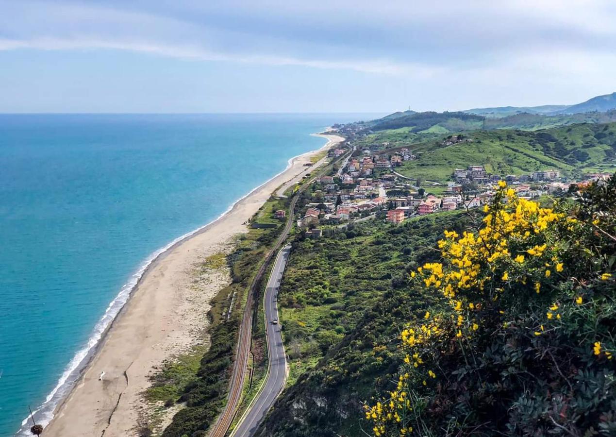Appartamenti Giusi Con Giardino O Veranda Madonna della Catena Extérieur photo
