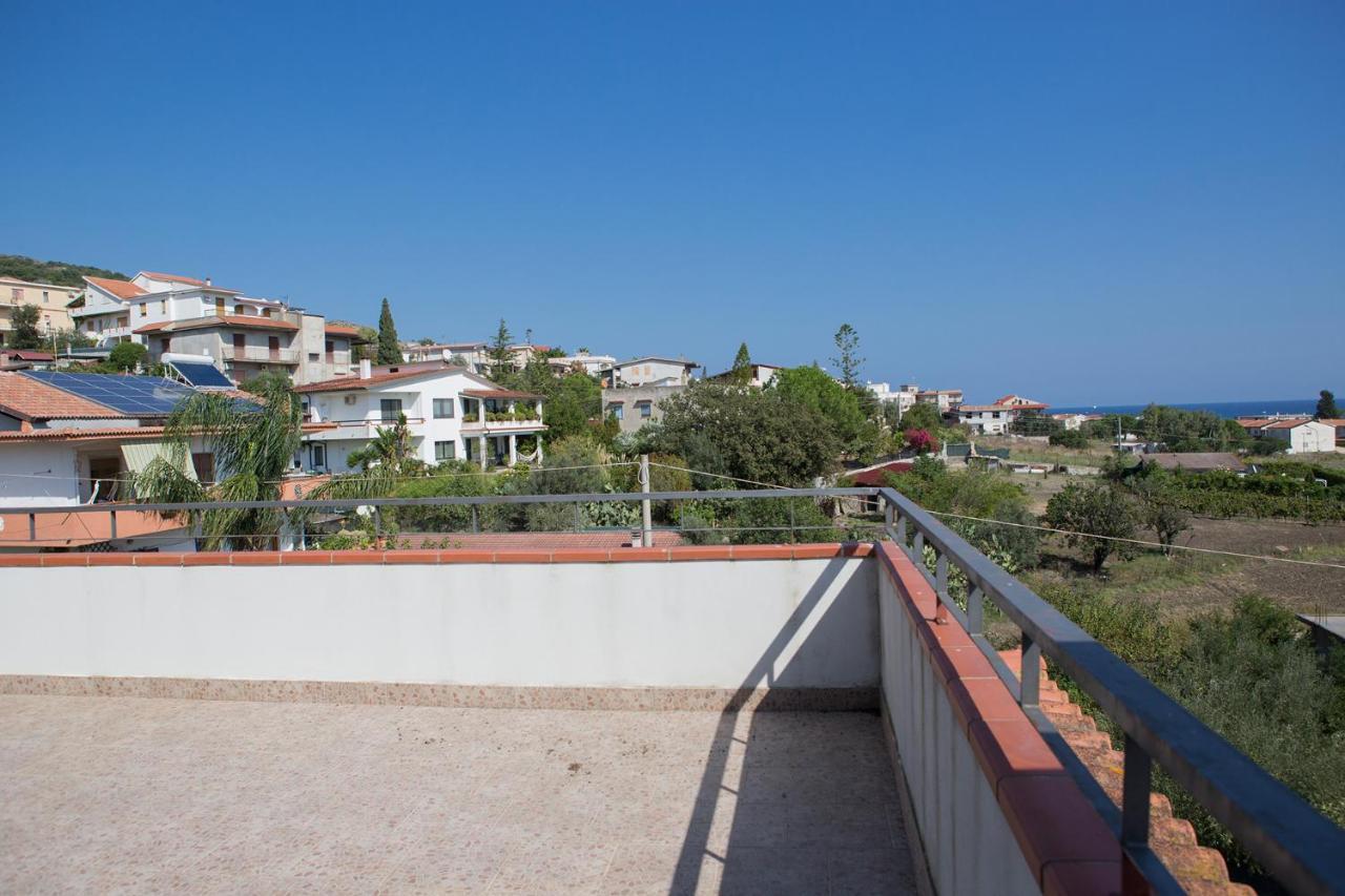 Appartamenti Giusi Con Giardino O Veranda Madonna della Catena Extérieur photo