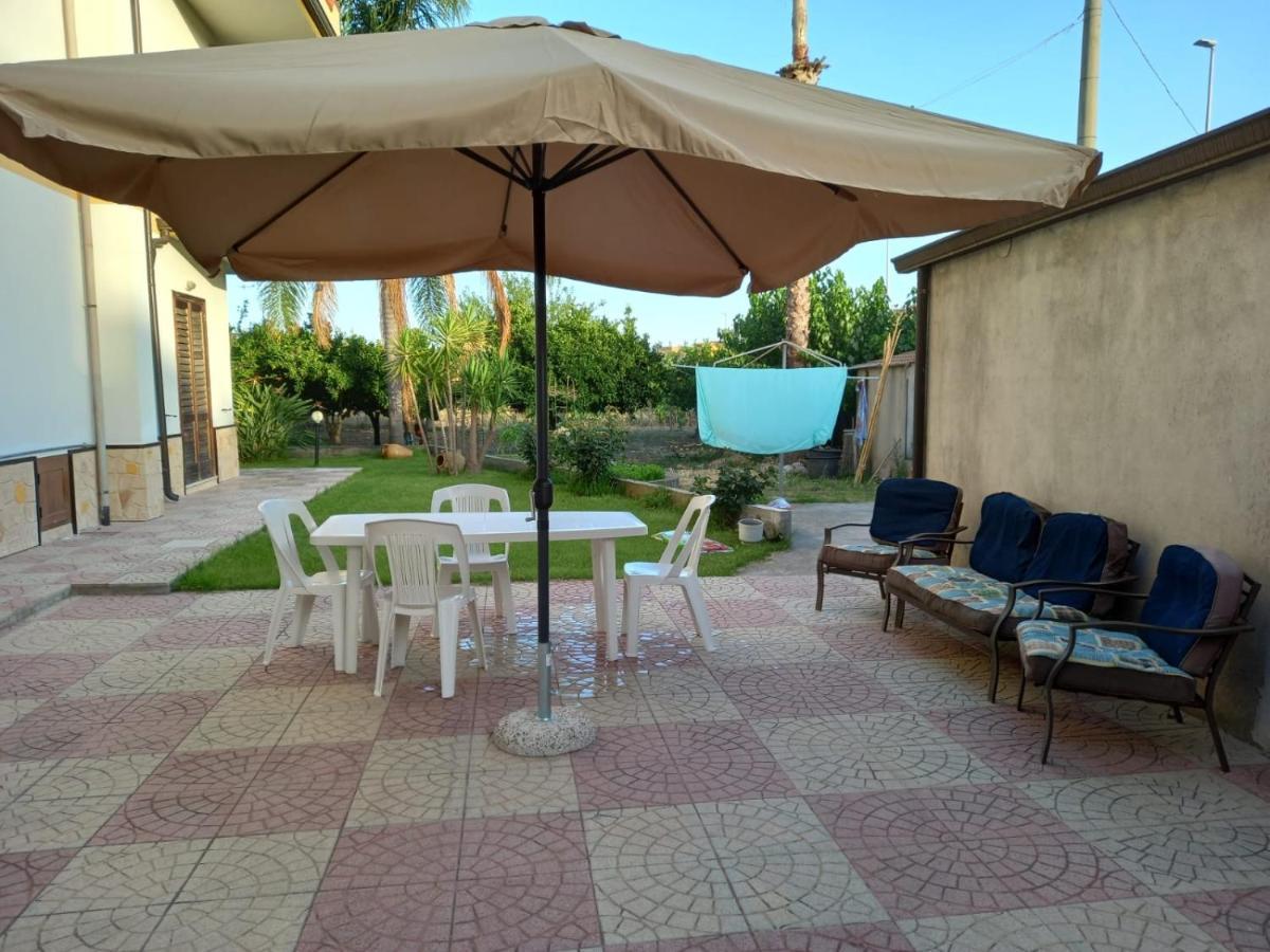 Appartamenti Giusi Con Giardino O Veranda Madonna della Catena Extérieur photo
